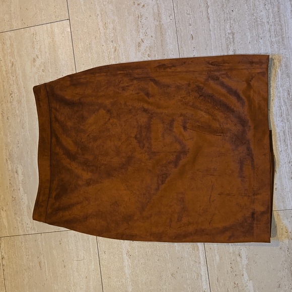 Talbots Dresses & Skirts - Talbot's Caramel Brown Faux Suede Stylish Pencil Skirt